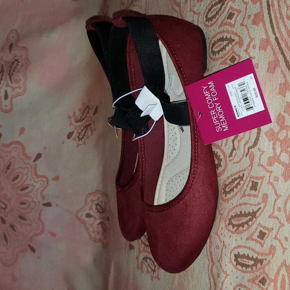 SO Seadragon Women's Flats. Burgundy. Wine. Ballerina Flats. Fancy. Girly - Picture 6 of 9